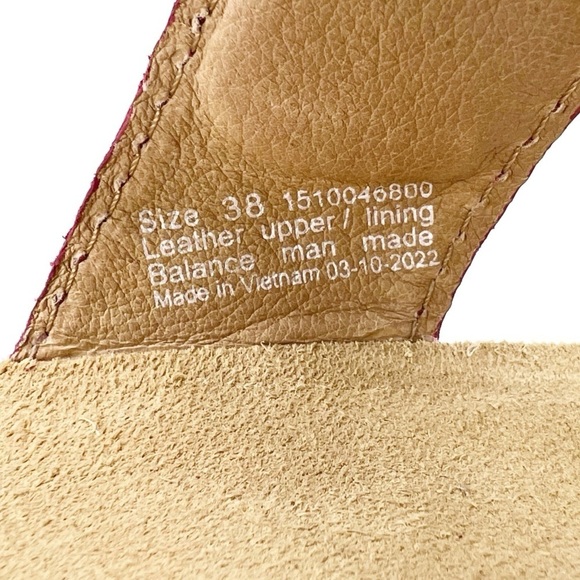 Dansko Maddie Double Strap Wedge Sandal Size 38 / 7.5-8 Nubuck Leather EUC - Picture 7 of 11